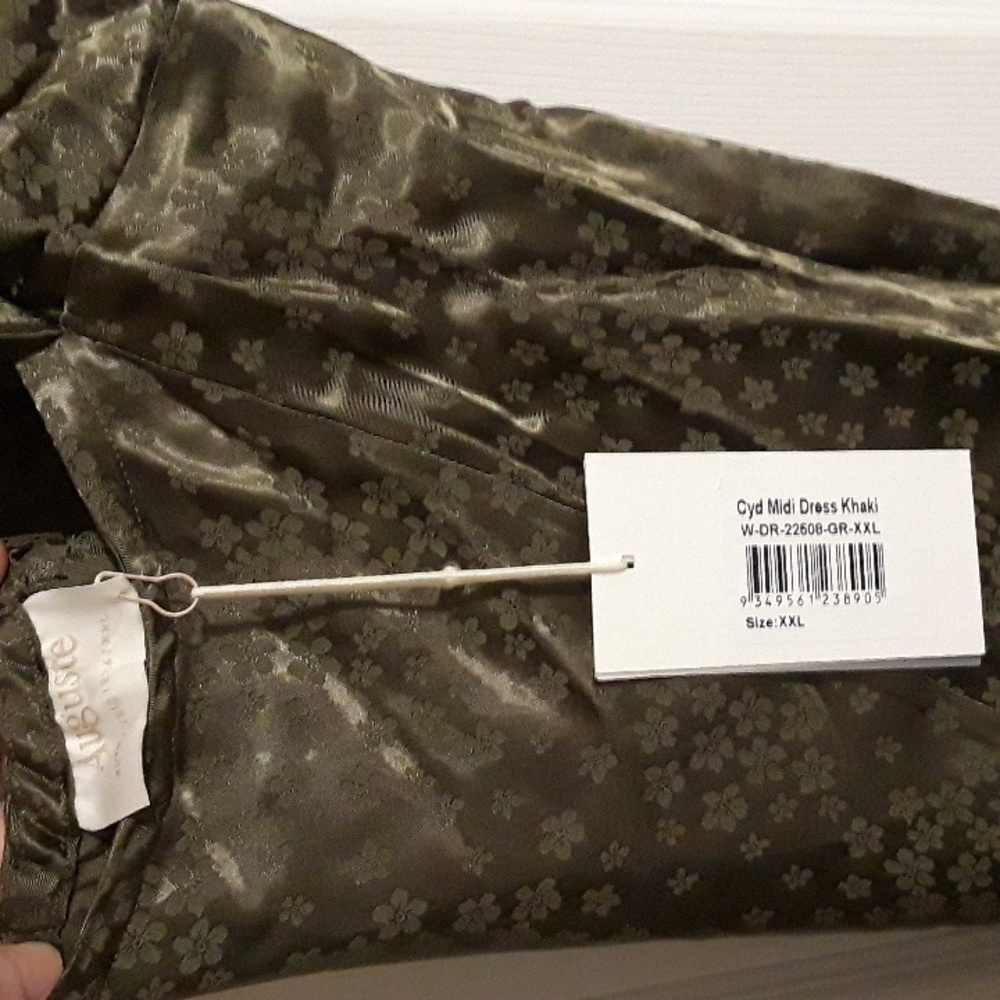 AUGUSTE the Label Cyd Midi Slip Dress floral Khaki Olive XXL tie back BNWT Satin - Picture 16 of 16